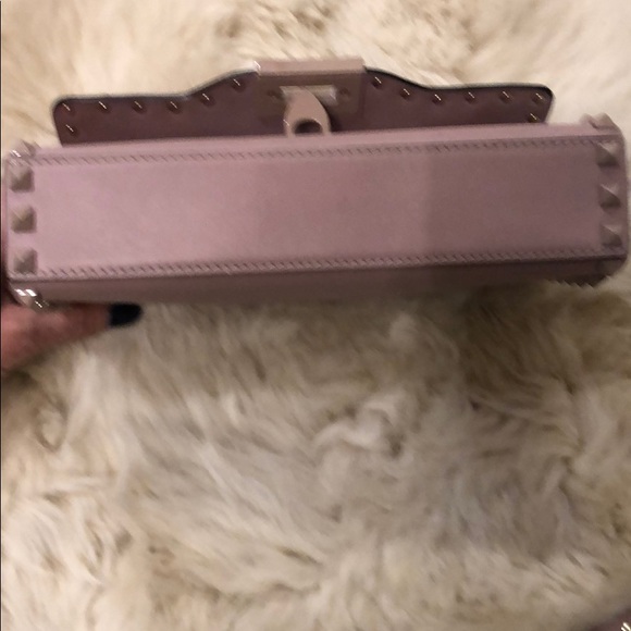 Valentino Garavani - Rose Quartz Leather Rockstud Crossbody  Valentino rose rock stud crossbody